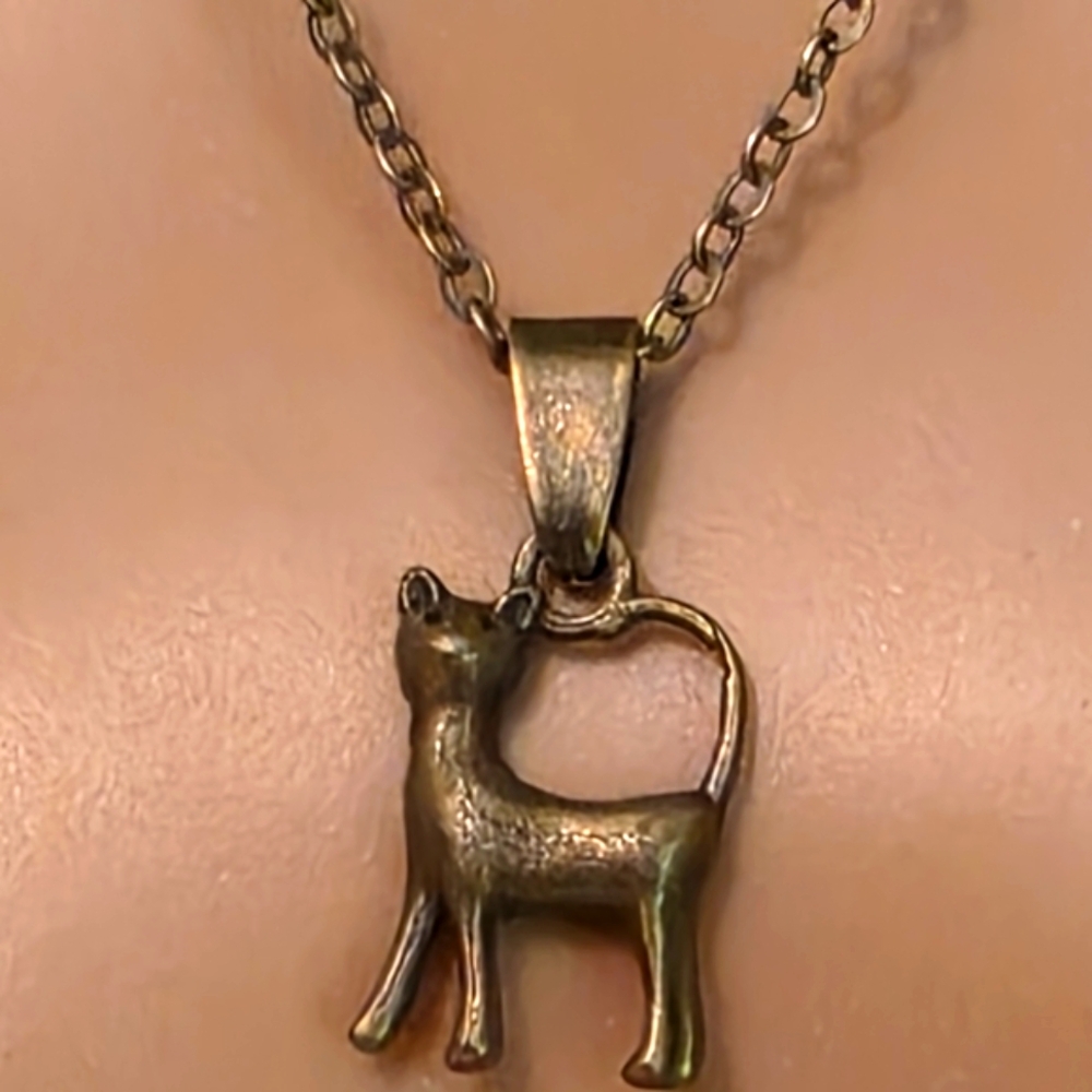 Antique Gold Cat Necklace Pendant, Gold Cat Necklace, Minimalist Elegant Kitty - Picture 6 of 13